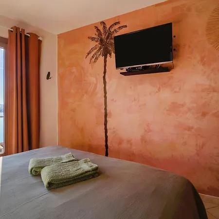 Les Fenieres Bed & Breakfast