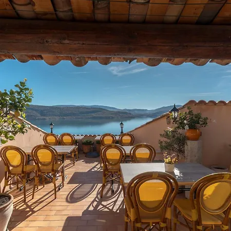 Les Fenieres Panzió 3*