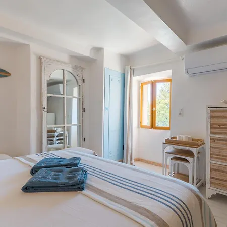 Les Fenieres Panzió Sainte-Croix-de-Verdon